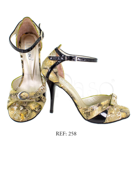 258 / TANGO - SALSA - BACHATA / WOMAN (ON REQUEST)