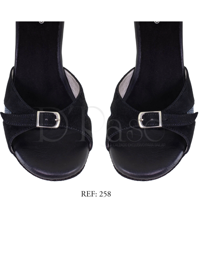 258 / TANGO - SALSA - BACHATA / WOMAN (ON REQUEST)