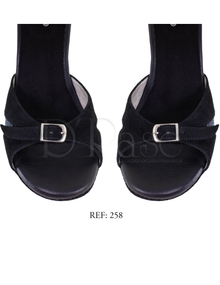 258 / TANGO - SALSA - BACHATA / WOMAN (ON REQUEST)