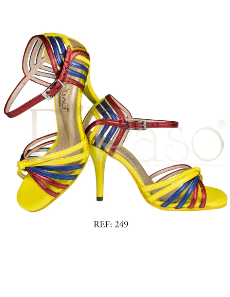 249 / TANGO - SALSA - BACHATA / WOMAN (ON REQUEST)