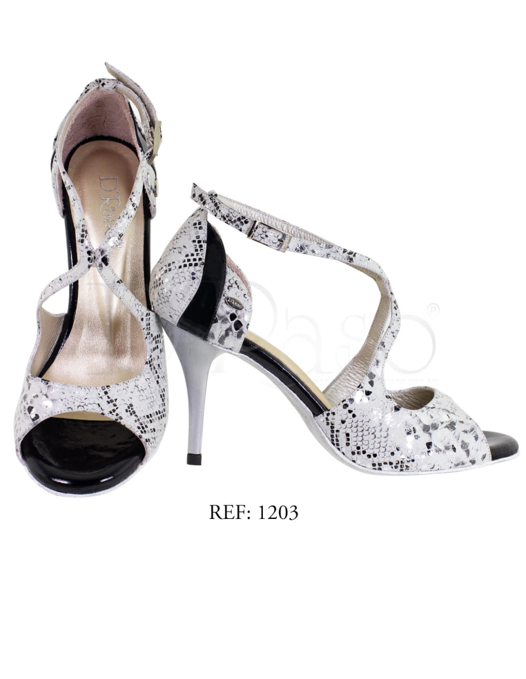 1203 / TANGO - SALSA - BACHATA / WOMAN (ON REQUEST)