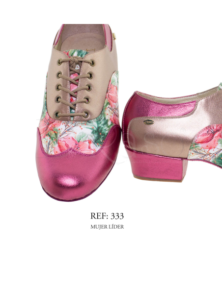 333 LEADER WOMEN / TANGO - SALSA - BACHATA / WOMAN (ON REQUEST)