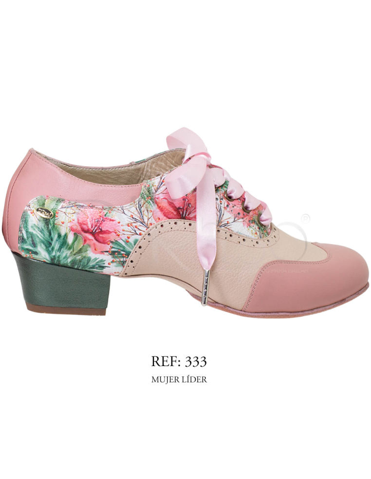 333 LEADER WOMEN / TANGO - SALSA - BACHATA / WOMAN (ON REQUEST)