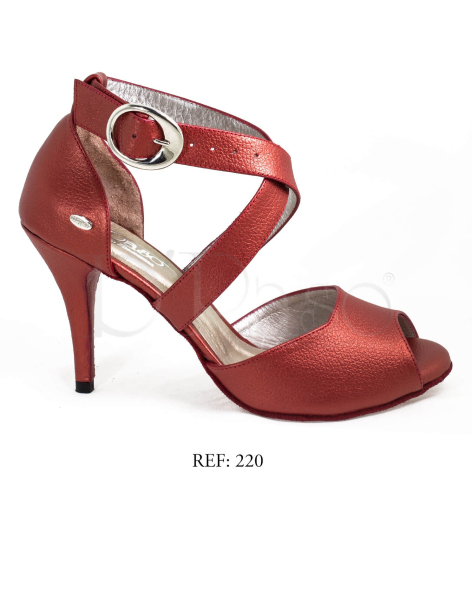 220 / TANGO - SALSA - BACHATA / WOMAN (ON REQUEST)