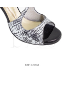 1213M / TANGO - SALSA - BACHATA / WOMAN (ON REQUEST)