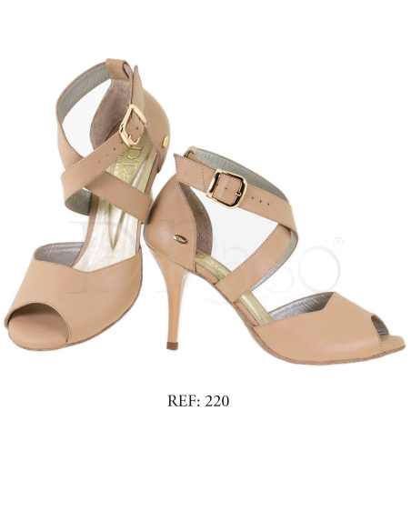 220 / TANGO - SALSA - BACHATA / WOMAN (ON REQUEST)